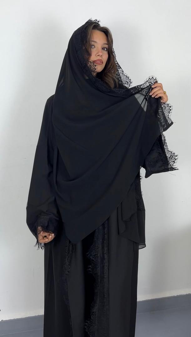 Lace Abaya Noir (pre-order)