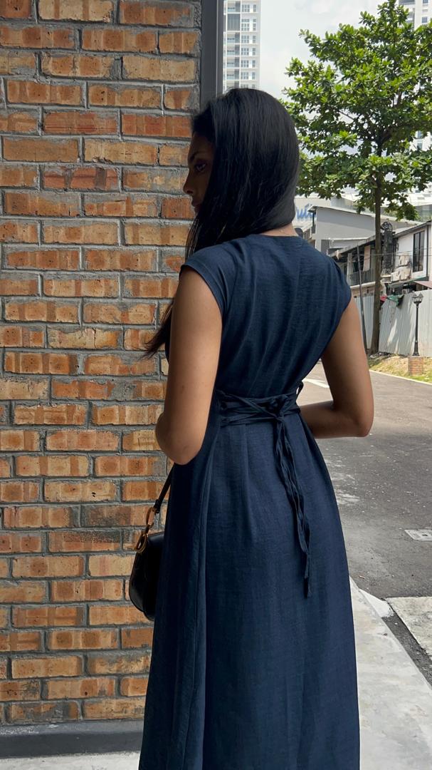 Misnight Adjustable linen dress