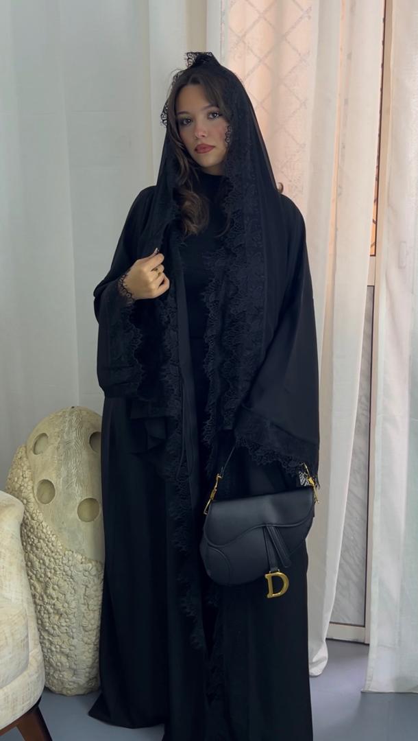 Lace Abaya Noir (pre-order)
